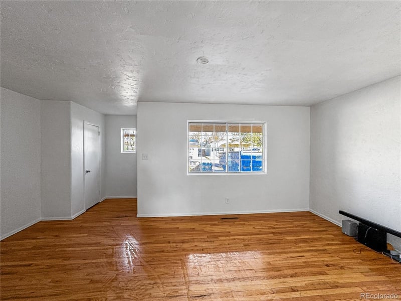 141 Esther Dr, Colorado Springs, CO 80911