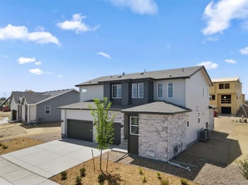 24376 E 35th Dr, Aurora, CO 80019