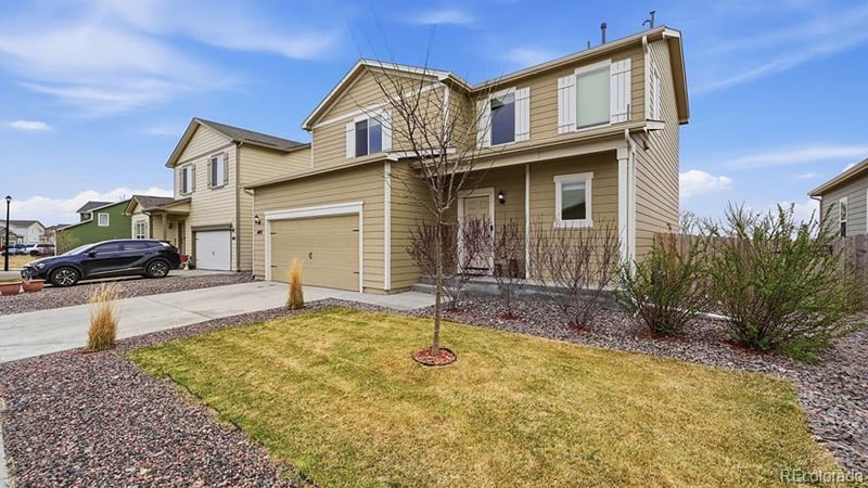 402 Quincy Rr Ave, Keenesburg, CO 80643