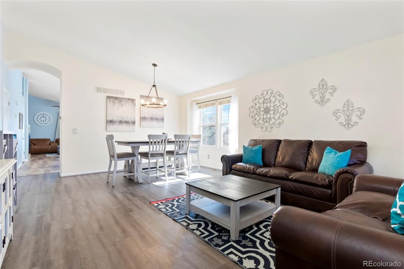 20592 Duke Dr, Aurora, CO 80013