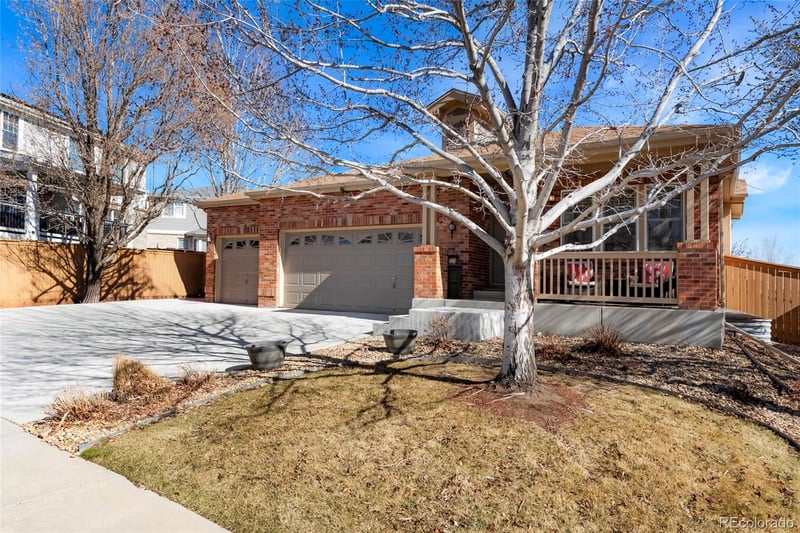 20592 Duke Dr, Aurora, CO 80013