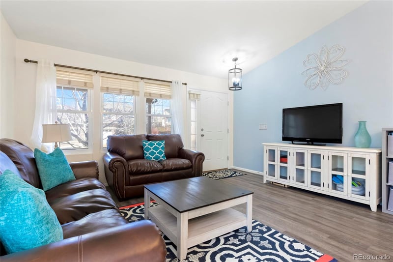 20592 Duke Dr, Aurora, CO 80013