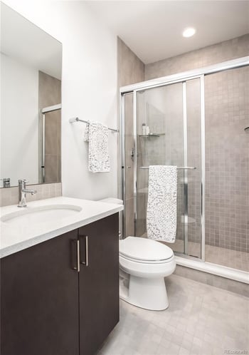 43 Oneida Ct, Denver, CO 80230