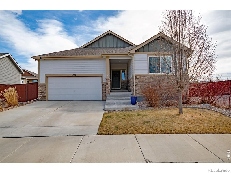 1901 Golden Horizon Dr, Windsor, CO 80550