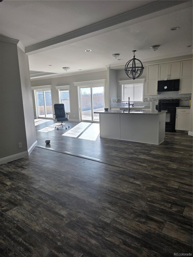 341 Lilac Cir, Lochbuie, CO 80603