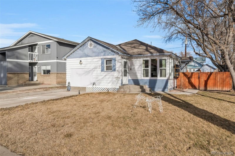 635 School St, Craig, CO 81625