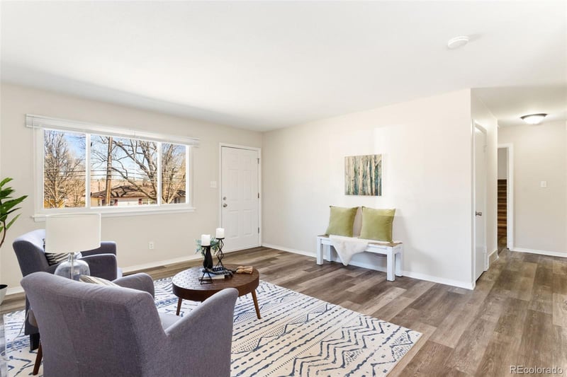 1728 Chestnut St, Colorado Springs, CO 80907