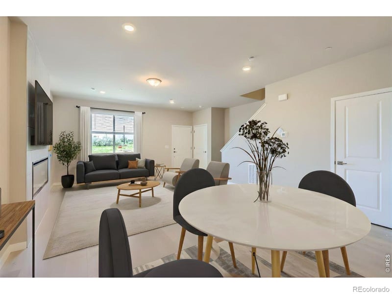 2844 Bear Springs Cir, Longmont, CO 80503