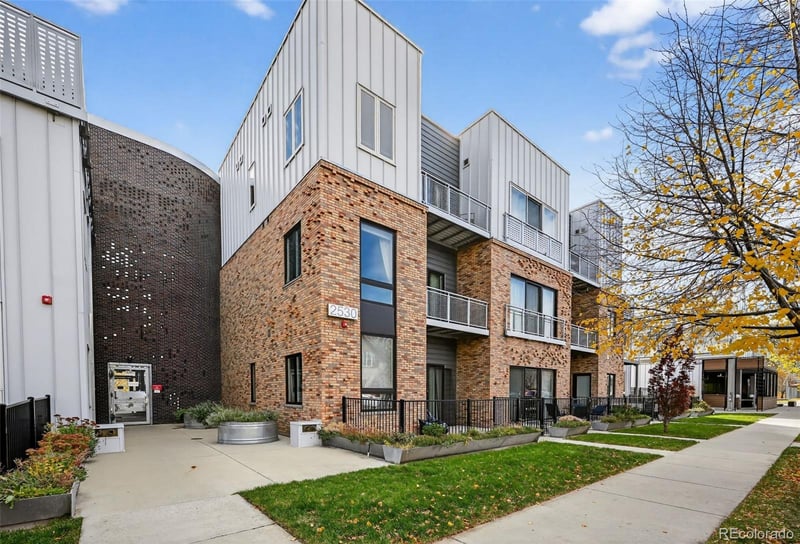 2530 Lawrence St #RA206, Denver, CO 80205