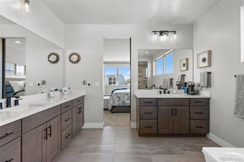 6519 Canyonpoint Rd, Castle Pines, CO 80108