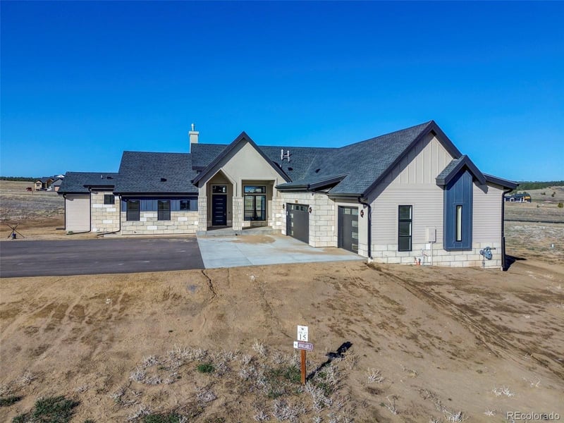 17110 Early Light Dr, Colorado Springs, CO 80908