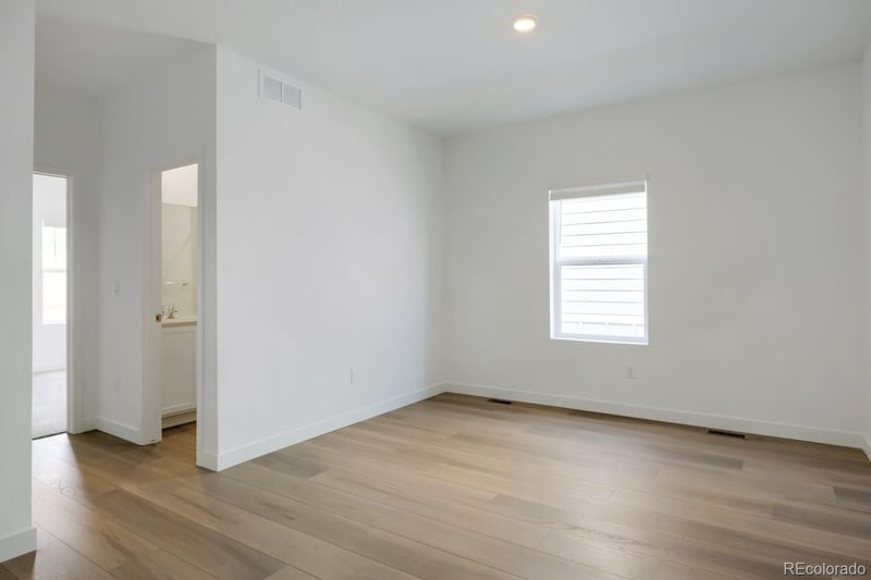 1678 Drumming Dr, Windsor, CO 80550