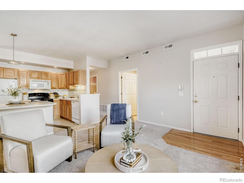 640 Gooseberry Dr #1202, Longmont, CO 80503