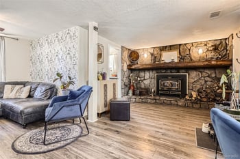 33 L Rd, Golden, CO 80403