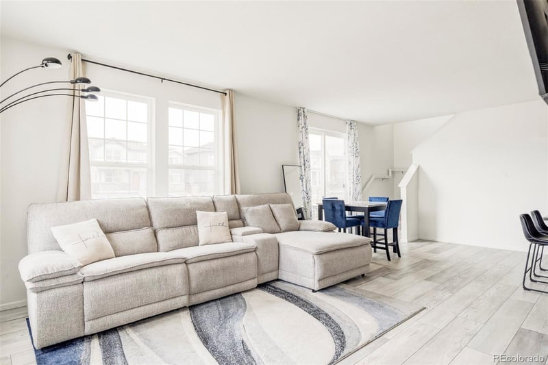 21208 63rd Ave, Aurora, CO 80019