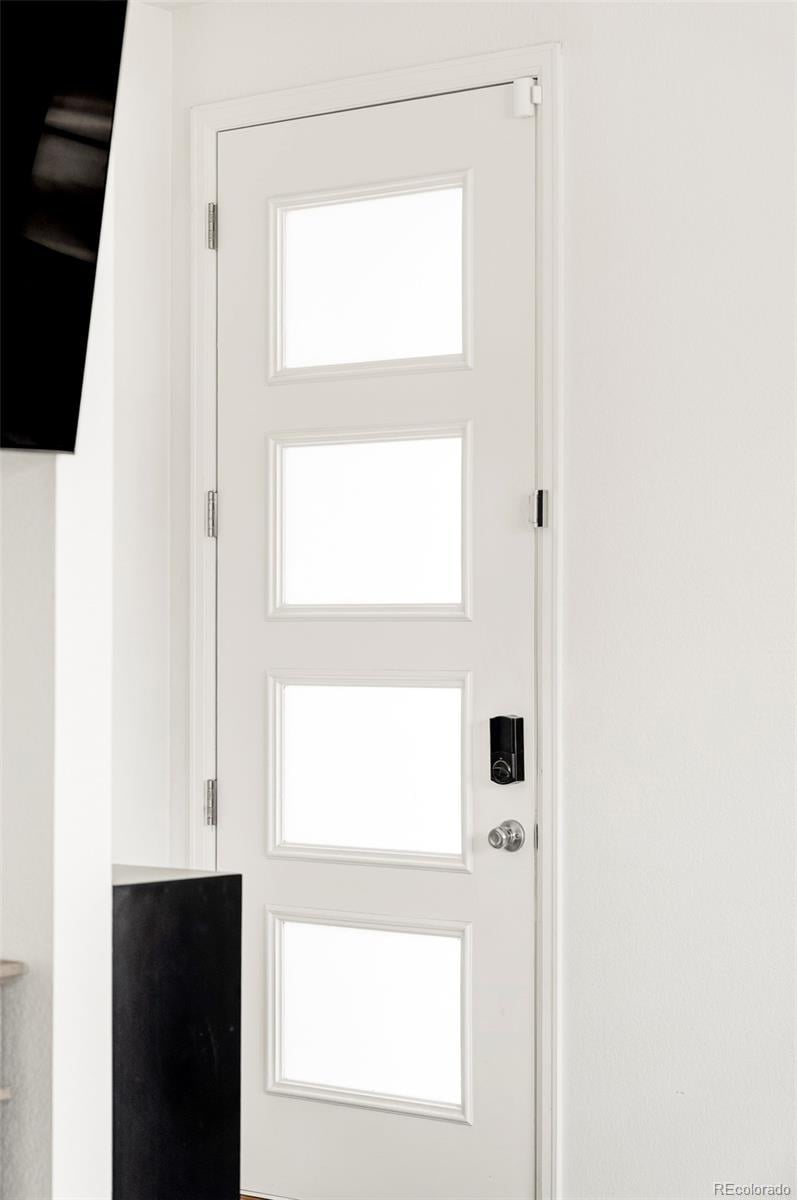 21208 63rd Ave, Aurora, CO 80019