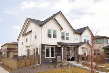 21208 63rd Ave, Aurora, CO 80019