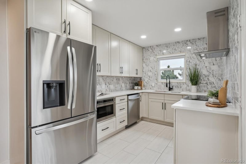 13910 Blue Jay Ln, Larkspur, CO 80118