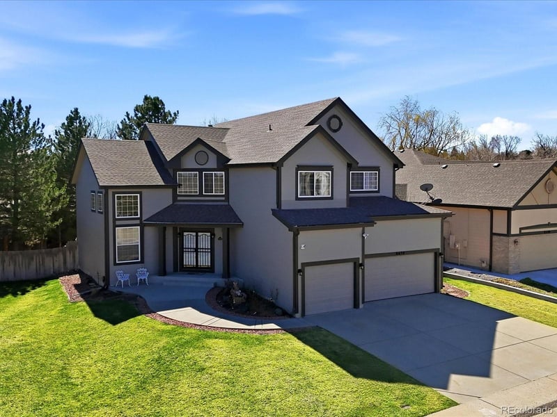 6638 Hamilton Dr, Lakewood, CO 80227