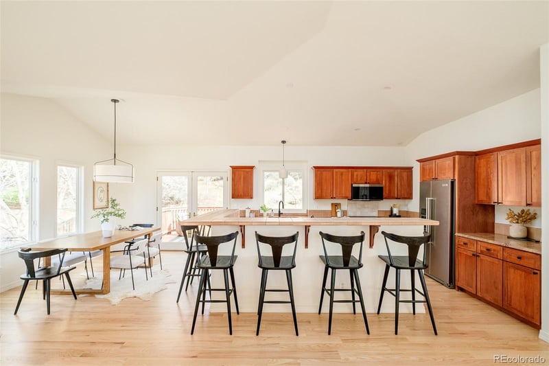 8751 W Iliff Ave, Lakewood, CO 80227