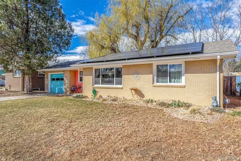 1739 Collyer St, Longmont, CO 80501