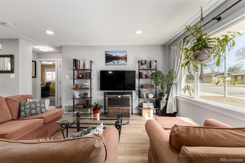 1739 Collyer St, Longmont, CO 80501