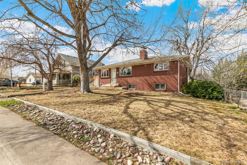 5525 Elmwood St, Littleton, CO 80120
