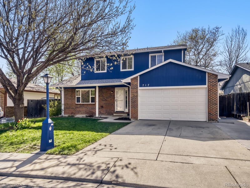 717 Elliott St, Longmont, CO 80504