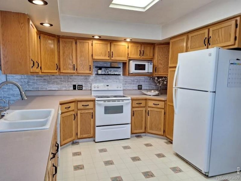 15631 Harris St, Sterling, CO 80751