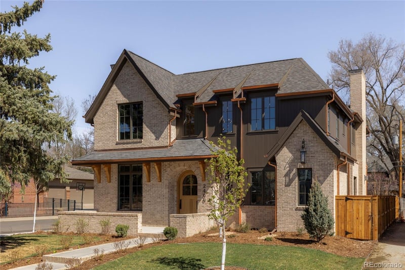 2400 S Monroe St, Denver, CO 80210