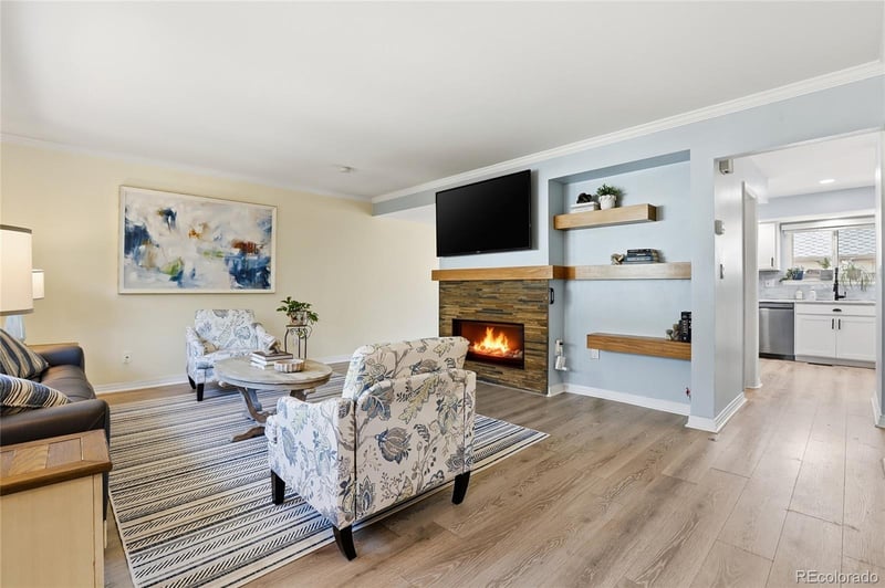 6937 Briarwood Dr, Centennial, CO 80112