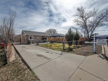 6736 Grove St, Denver, CO 80221
