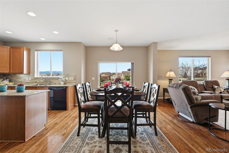 6612 Big Leaf Ln, Colorado Springs, CO 80927