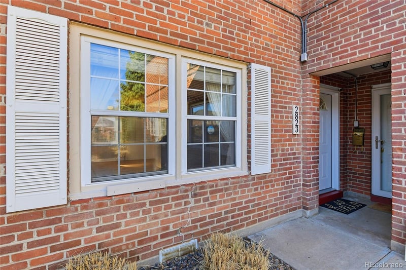2823 Jasmine St, Denver, CO 80207