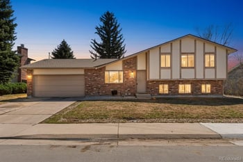 16666 Bails Pl, Aurora, CO 80017