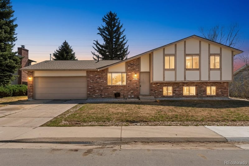 16666 Bails Pl, Aurora, CO 80017