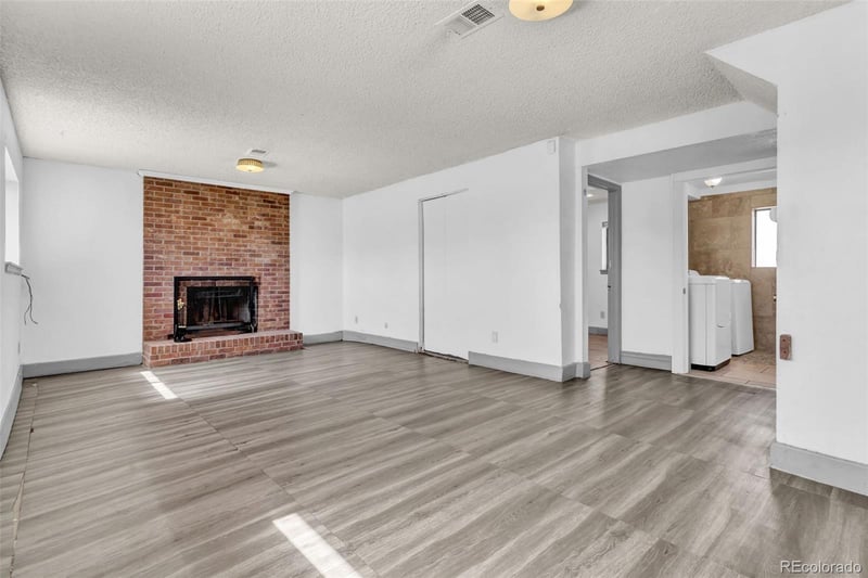 16666 Bails Pl, Aurora, CO 80017