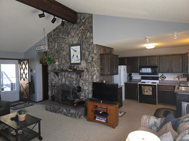 660 Jicarilla Trl, Red Feather Lakes, CO 80545