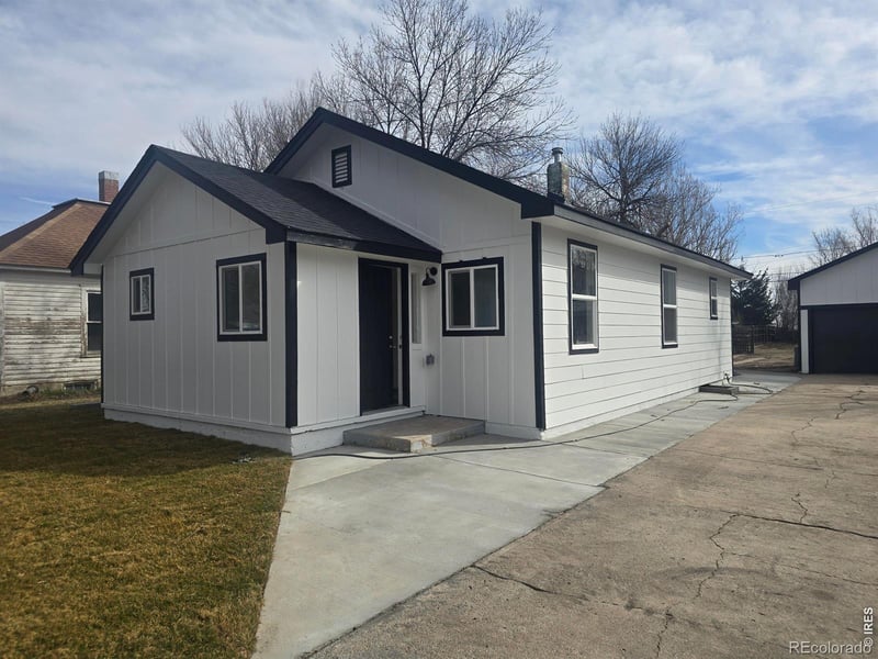311 Curtis St, Brush, CO 80723