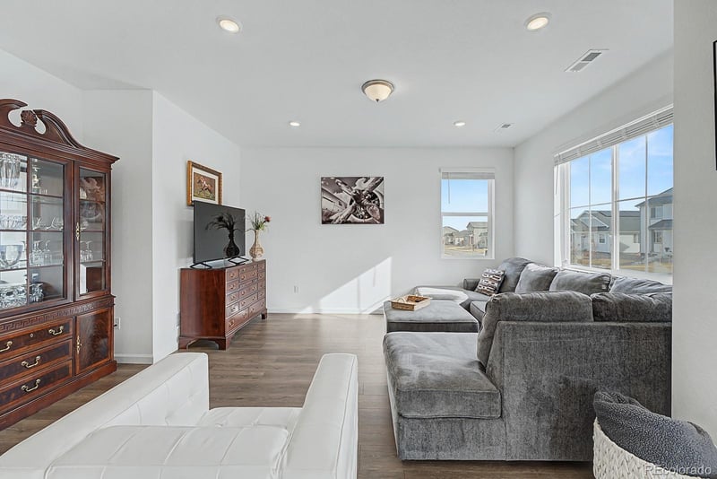 2901 Oxley St, Strasburg, CO 80136