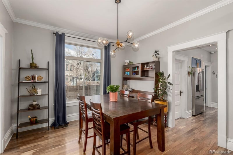 300 Lincoln St, Denver, CO 80209