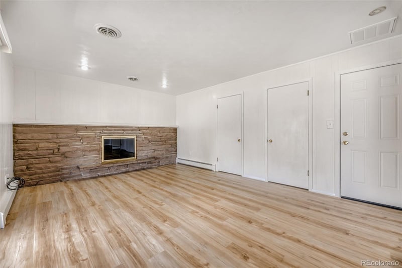 2466 Krameria St, Denver, CO 80222