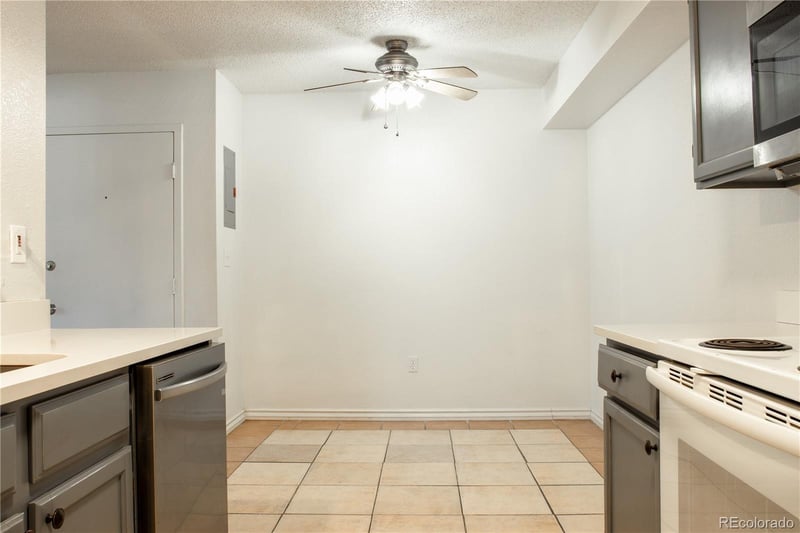 1075 Elkhart Way #102, Aurora, CO 80012