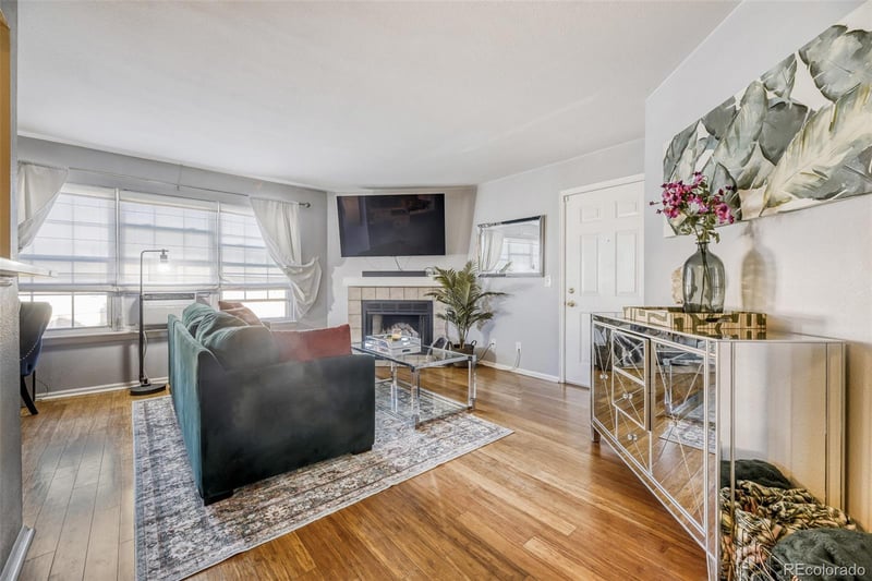 5745 Atlantic Pl #208, Lakewood, CO 80227