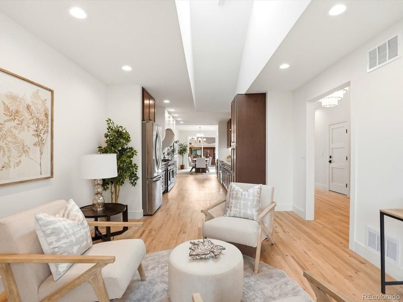 2800 University Blvd #121, Denver, CO 80210