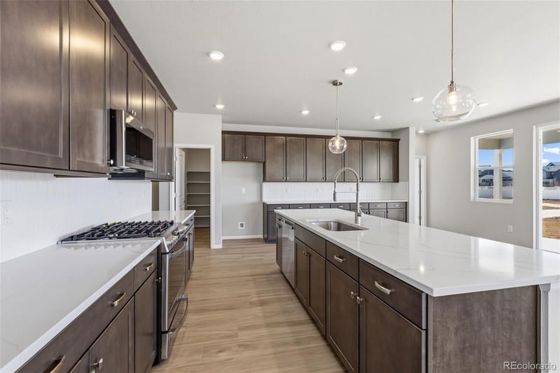 24362 Atlantic Dr, Aurora, CO 80016