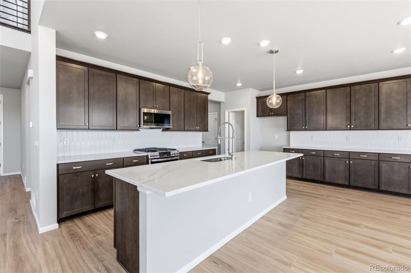 24362 Atlantic Dr, Aurora, CO 80016