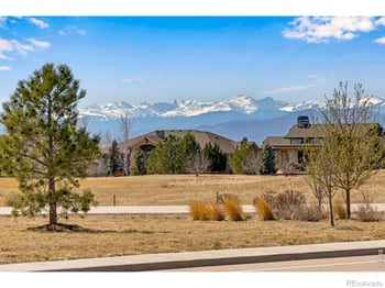 5614 Carmon Dr, Windsor, CO 80550