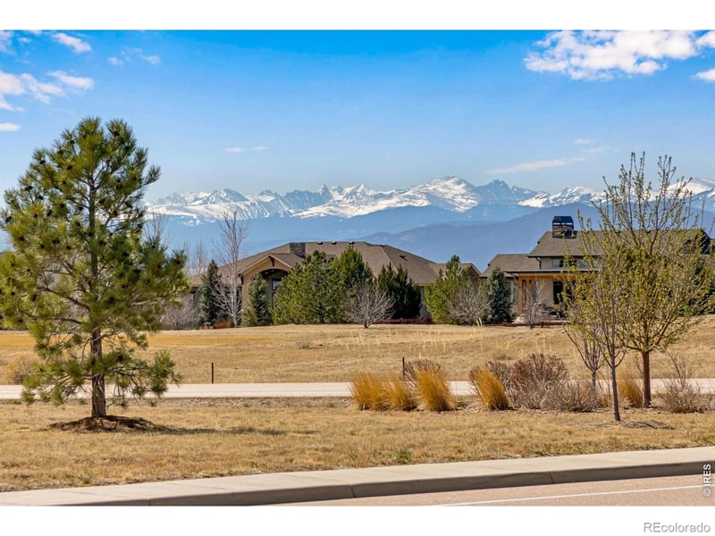 5614 Carmon Dr, Windsor, CO 80550