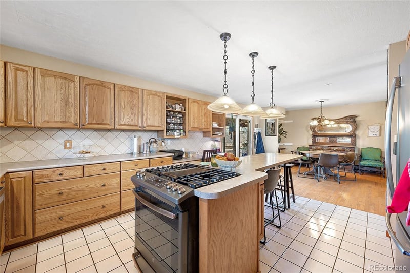 2540 Kipling St, Lakewood, CO 80227